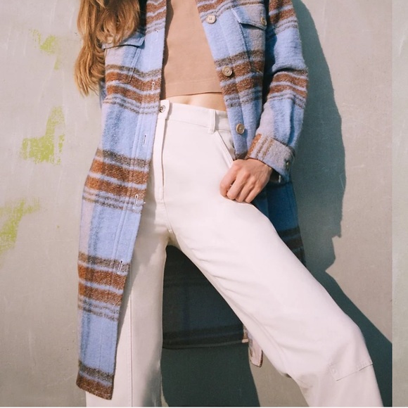 Selling because I never wear, worn once - Picture 2 of 3